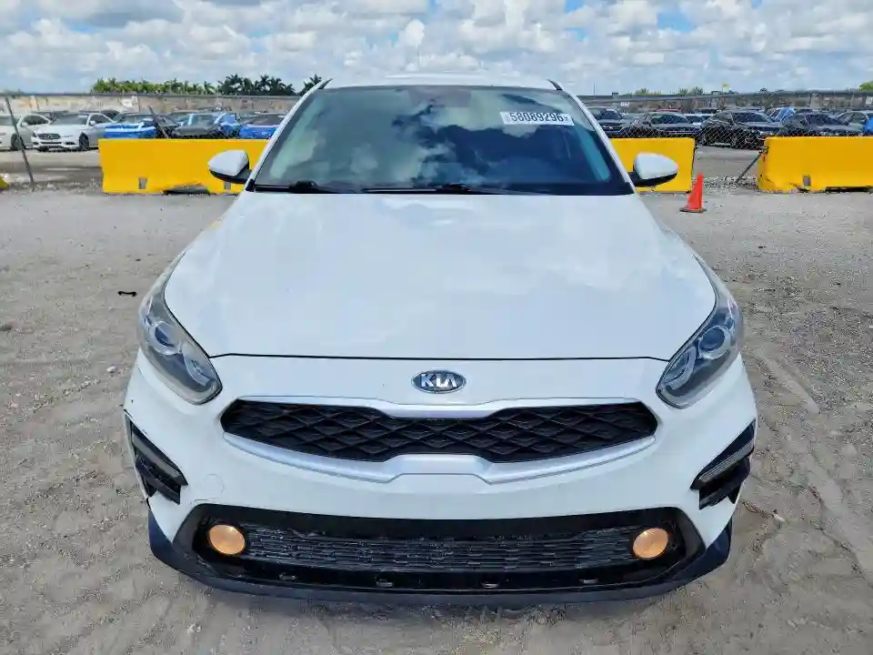 3KPF24AD4KE007167 2019 KIA FORTE LXS-4