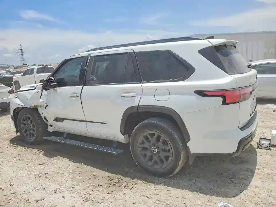 7SVAAABA3RX041259 2024 TOYOTA SEQUOIA CA-1