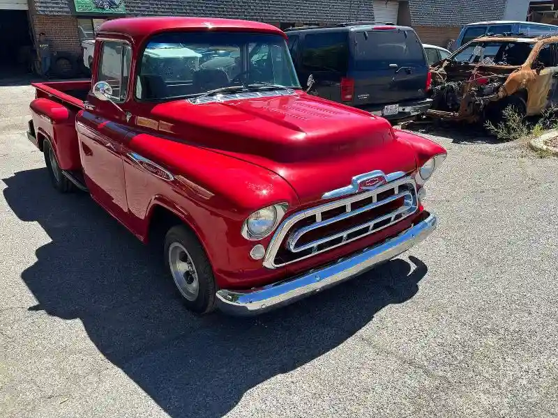 102PT5579 1957 CHEVROLET C/K3500-0