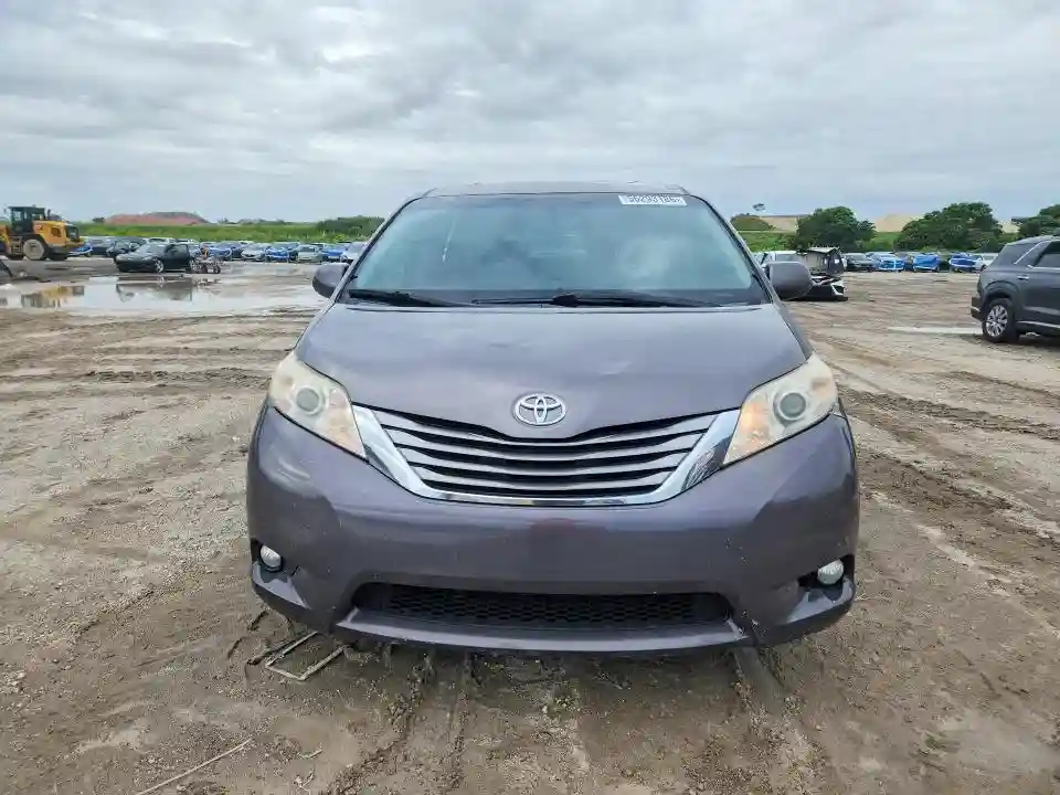 5TDYK3DC7FS660027 2015 TOYOTA SIENNA-4