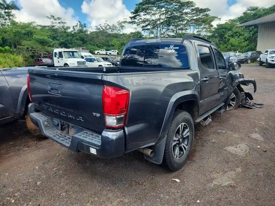 3TMAZ5CNXHM028265 2017 TOYOTA TACOMA-2