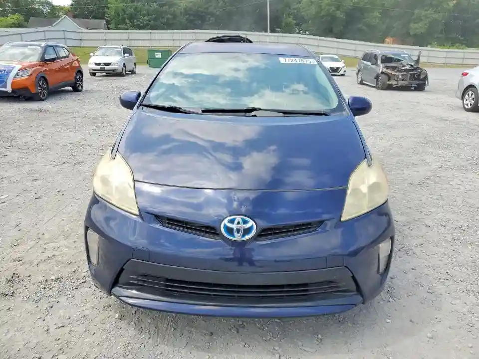 JTDKN3DU0D1729494 2013 TOYOTA PRIUS-4