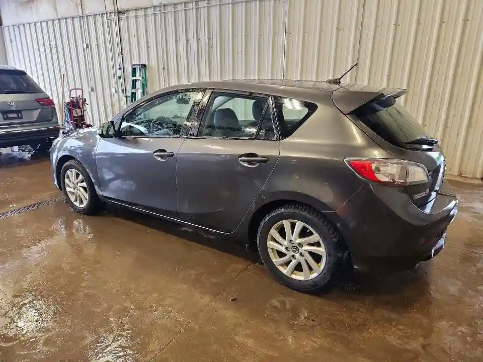 JM1BL1M7XD1777704 2013 MAZDA 3-1