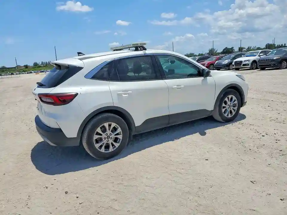 1FMCU0GNXPUA23948 2023 FORD ESCAPE ACT-2