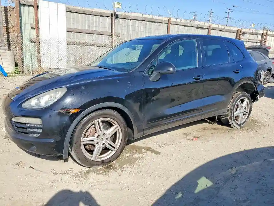 WP1AA2A20BLA02506 2011 PORSCHE CAYENNE-0