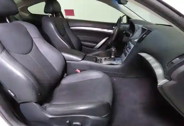 JN1CV6EK0FM870654 2015 INFINITI Q60-4