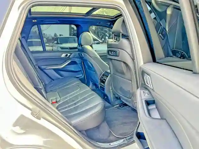 5UXCR6C07LLL75726 2020 BMW X5-5