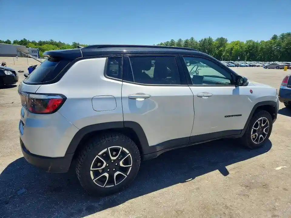 3C4NJDDN9RT148776 2024 JEEP COMPASS-2