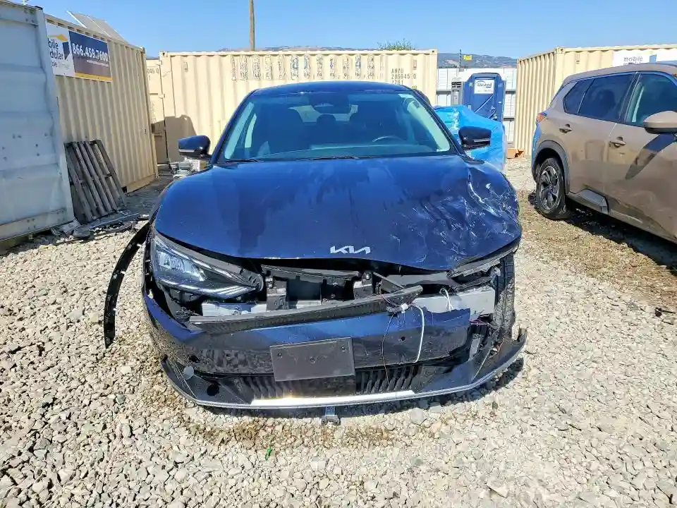 KNDC34LA4P5609718 2023 KIA EV6 WIND-4