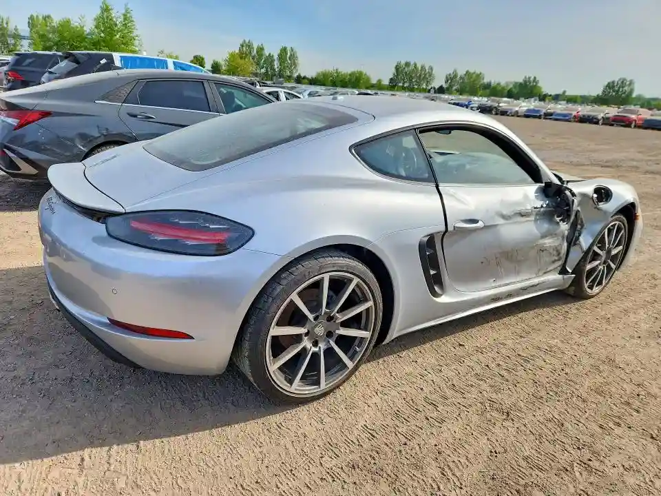 WP0AA2A87JS260242 2018 PORSCHE CAYMAN-2