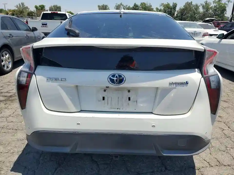 JTDKARFUXG3020897 2016 TOYOTA PRIUS-5