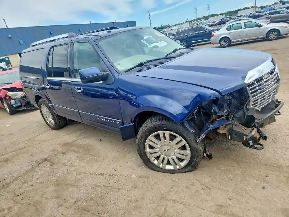 5LMJJ3J53CEL01651 2012 LINCOLN NAVIGATOR-3