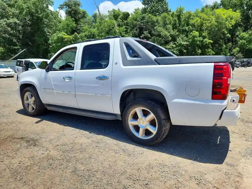 3GNMCFE0XCG308420 2012 CHEVROLET AVALANCHE-1