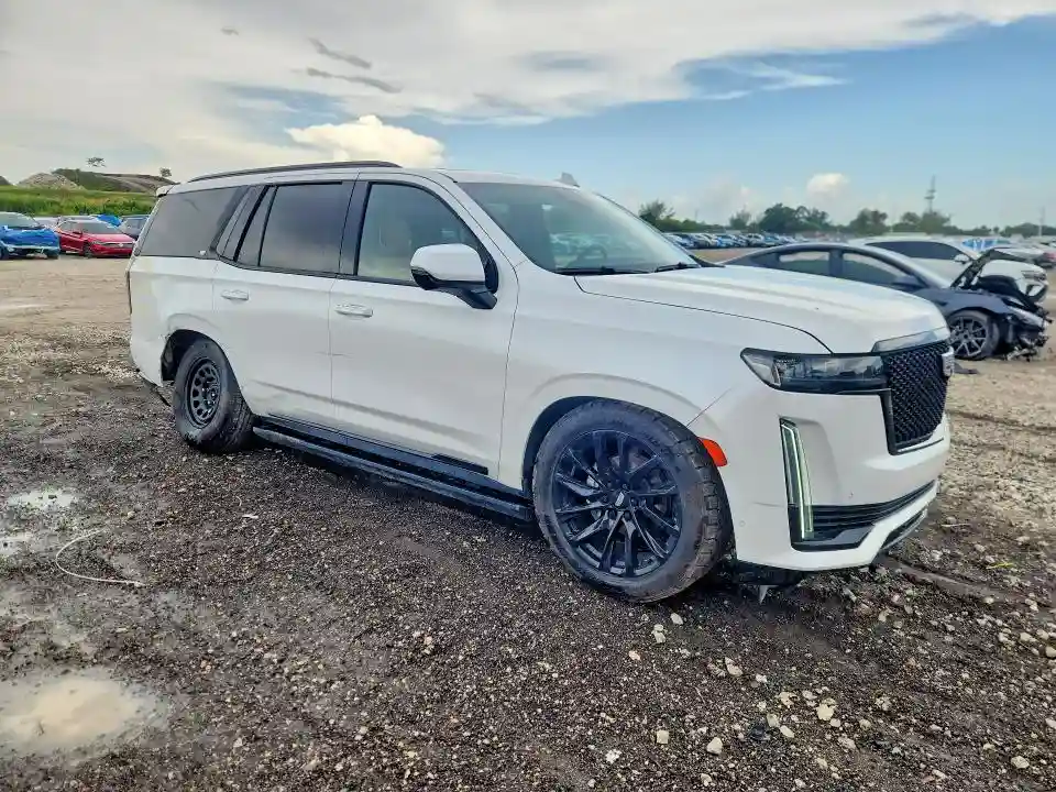 1GYS3FKLXPR495589 2023 CADILLAC ESCALADE-3