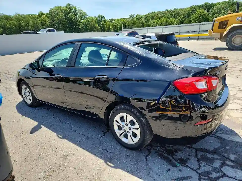 1G1BC5SM9K7108097 2019 CHEVROLET CRUZE-1
