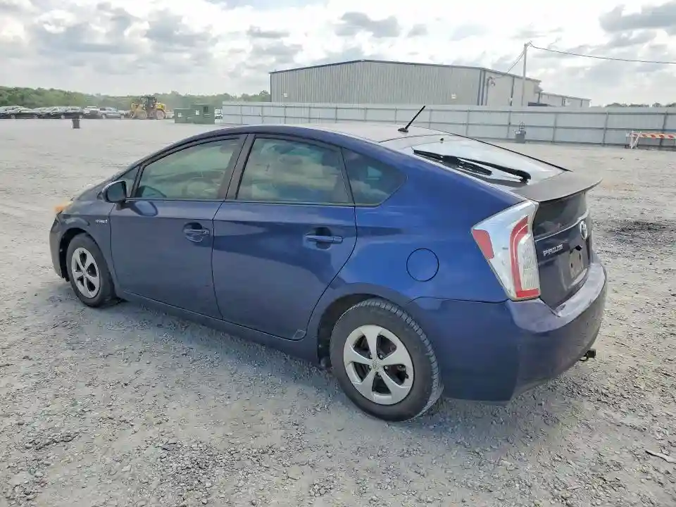 JTDKN3DU0D1729494 2013 TOYOTA PRIUS-1