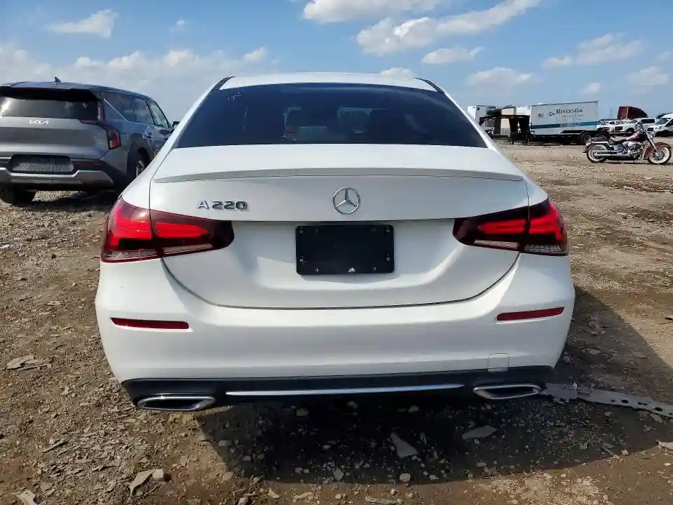 WDD3G4EB0KW001892 2019 MERCEDES-BENZ A-CLASS-5