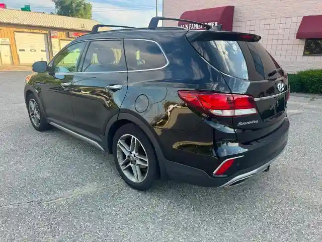KM8SRDHF0JU282497 2018 HYUNDAI SANTA FE-2