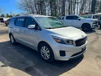 KNDMA5C1XJ6403384 2018 KIA SEDONA-0