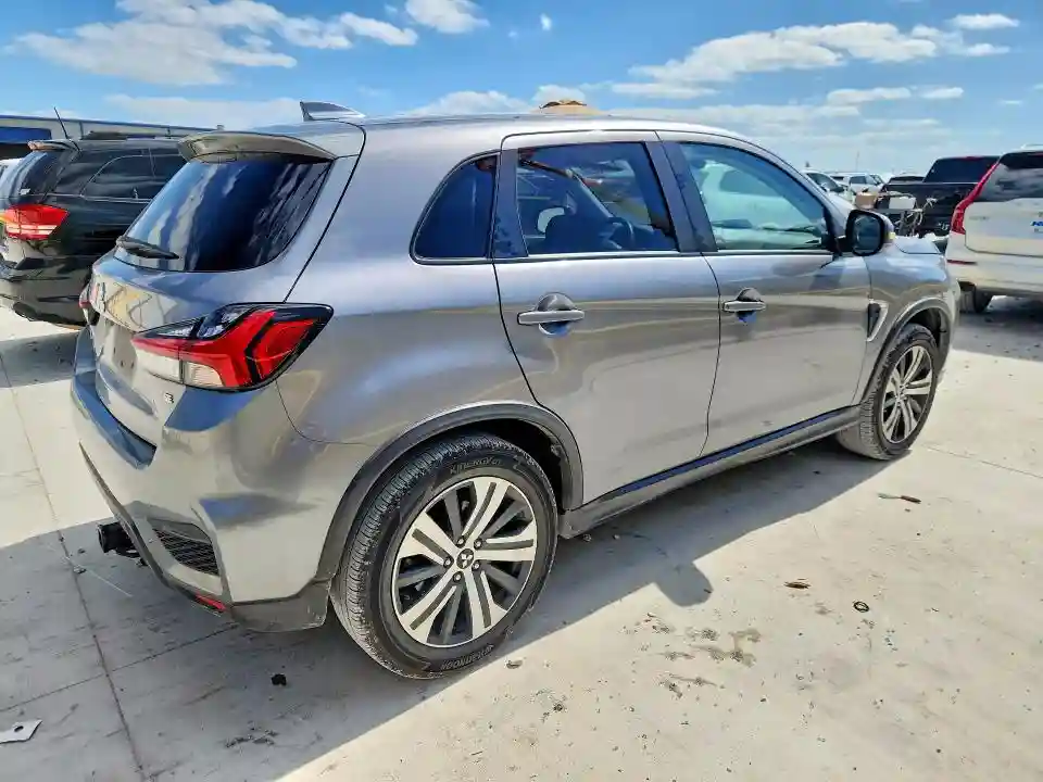 JA4APVAU6MU025234 2021 MITSUBISHI OUTLANDER-2