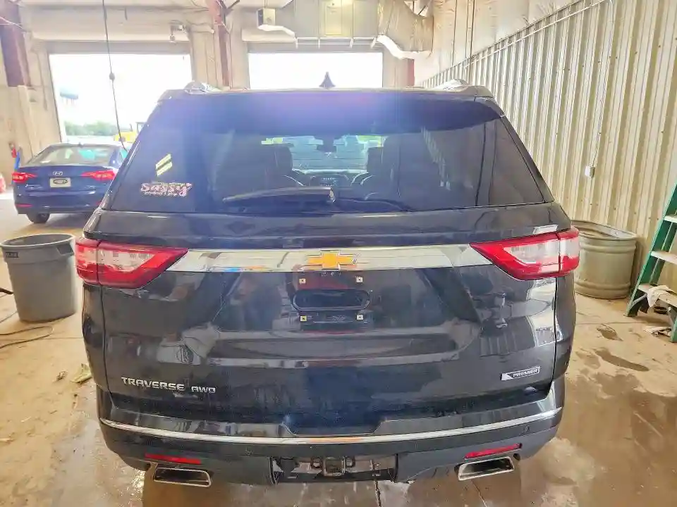 1GNEVJKW5JJ239433 2018 CHEVROLET TRAVERSE-5