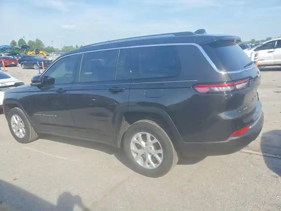 1C4RJKBG7P8782335 2023 JEEP CHEROKEE-1