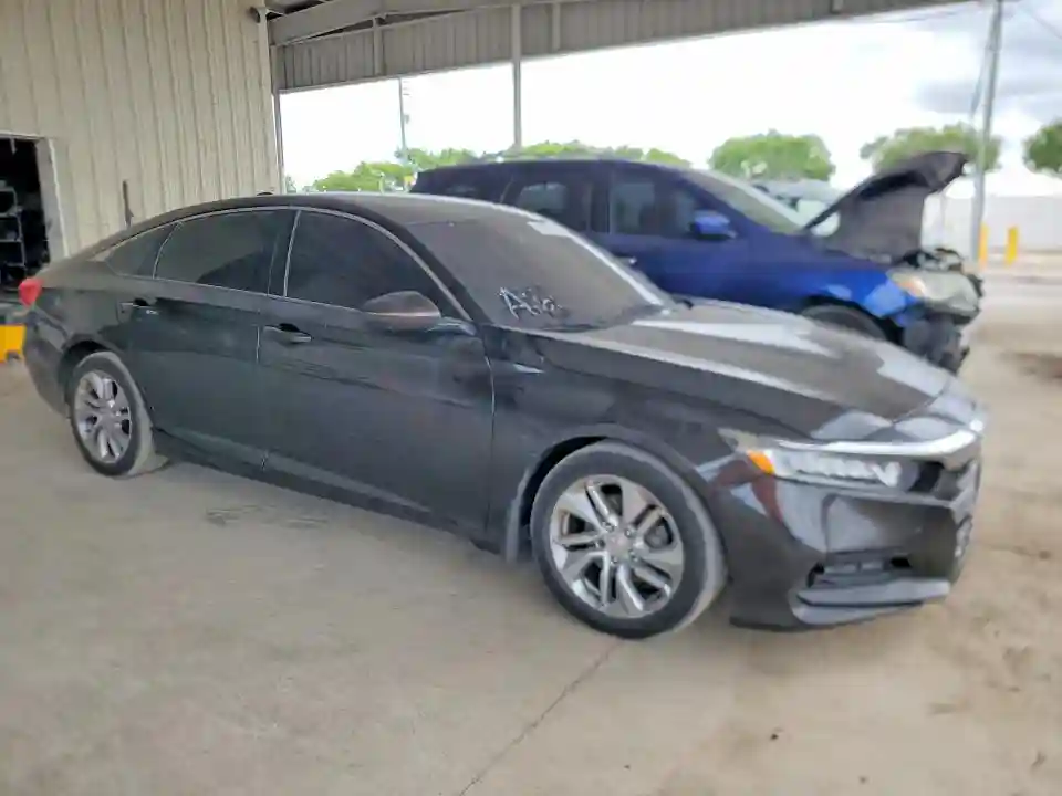 1HGCV1F14JA075141 2018 HONDA ACCORD-3
