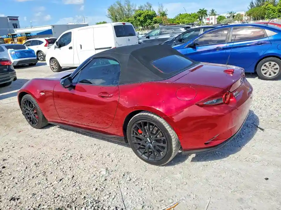 JM1NDAC7XP0551247 2023 MAZDA MX5-1