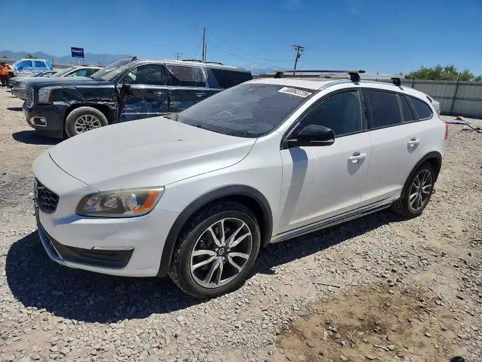 YV4612HK7G1003343 2016 VOLVO V60-0