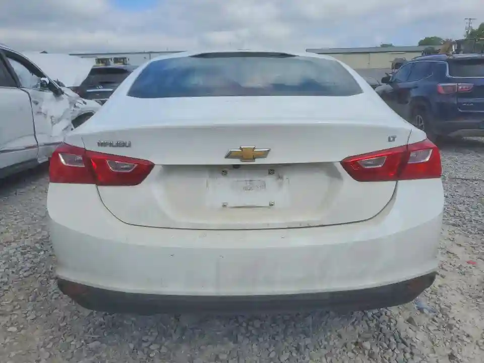 1G1ZD5ST3JF268256 2018 CHEVROLET MALIBU-5