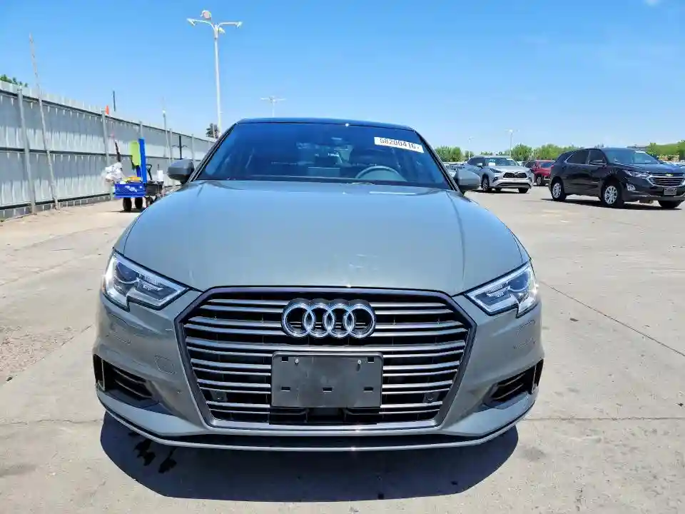 WAUAUGFF8LA102882 2020 AUDI A3-4