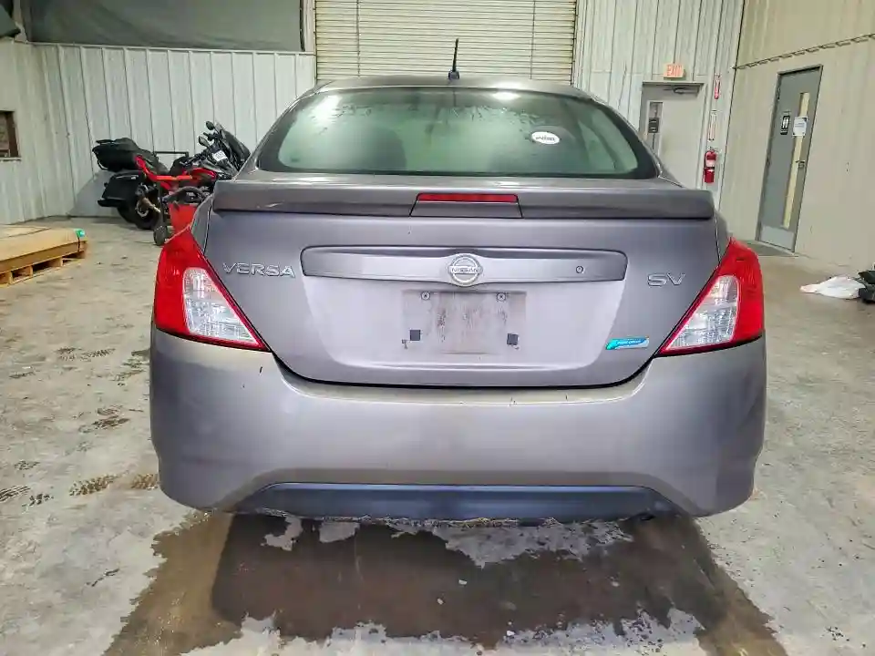 3N1CN7AP0FL827319 2015 NISSAN VERSA-5