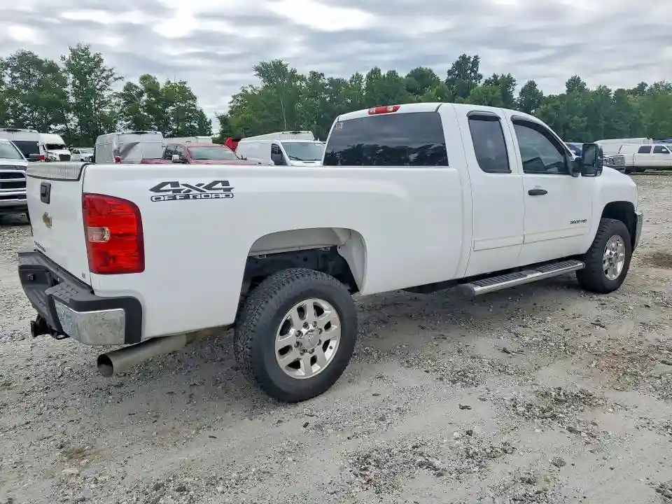 1GC5K0C80BZ372907 2011 CHEVROLET SILVERADO-2