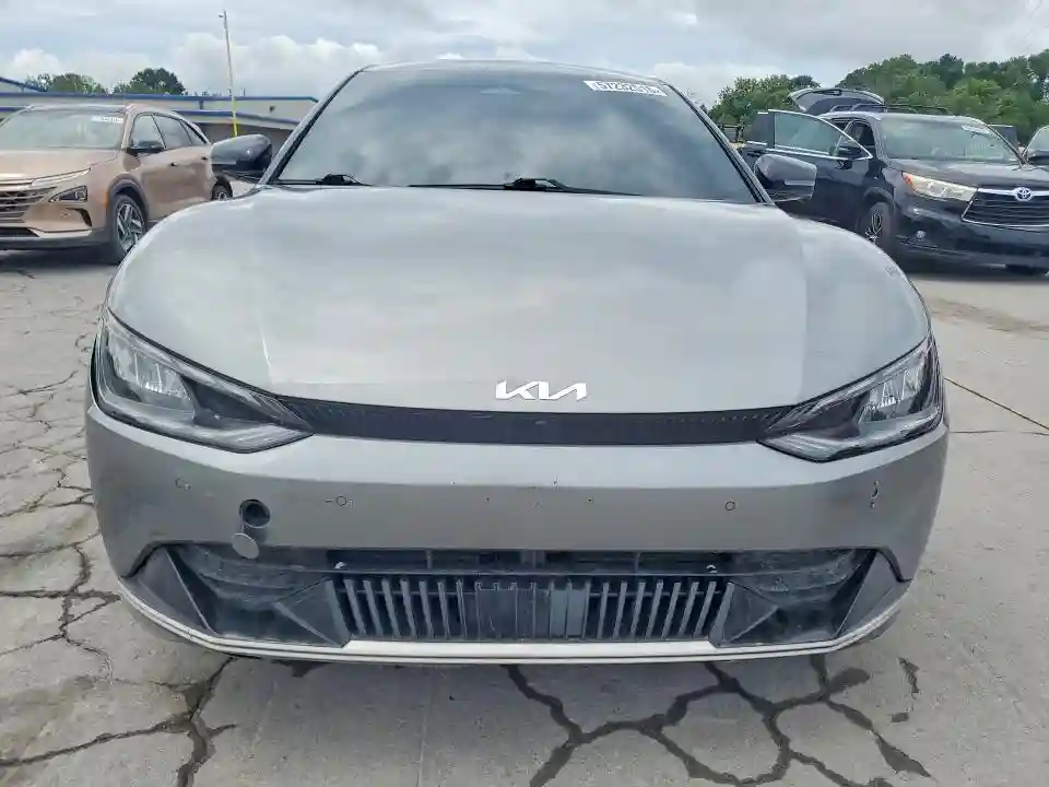 KNDC3DLCXN5043210 2022 KIA EV6 WIND-4