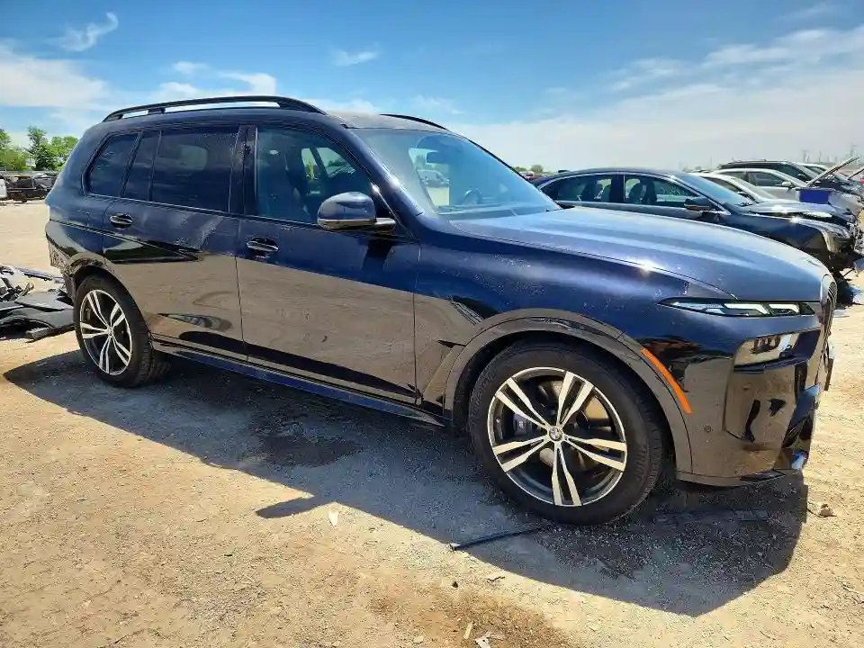 5UX23EM0XR9S57309 2024 BMW X7-3