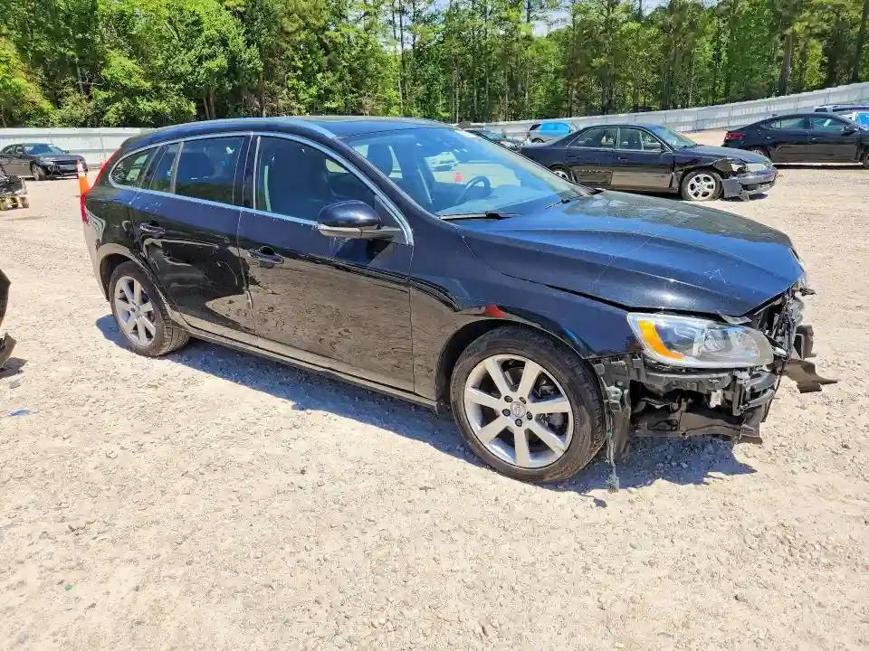 YV140MEM8G1305135 2016 VOLVO V60-3