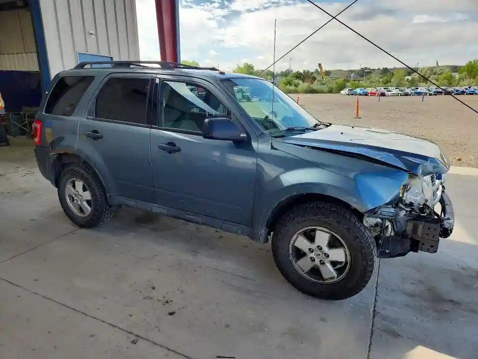 1FMCU0D76CKB59845 2012 FORD ESCAPE-3