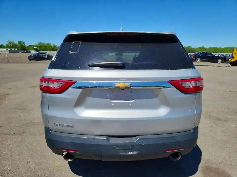 1GNERFKW1KJ135685 2019 CHEVROLET TRAVERSE-5