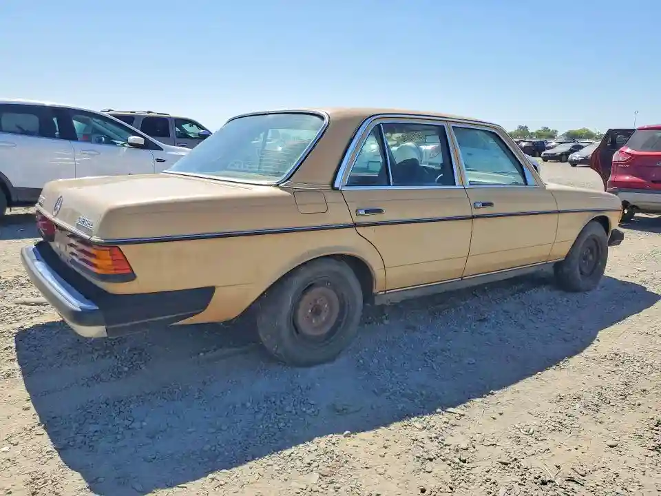 12312312046324 1977 MERZ 240-CLASS-2