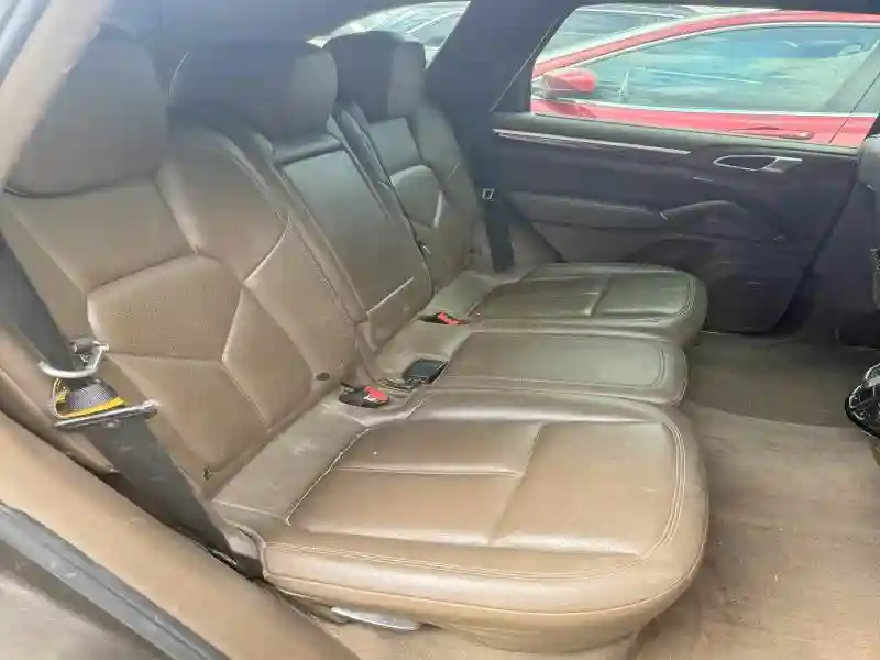 WP1AE2A27CLA91108 2012 PORSCHE CAYENNE-5