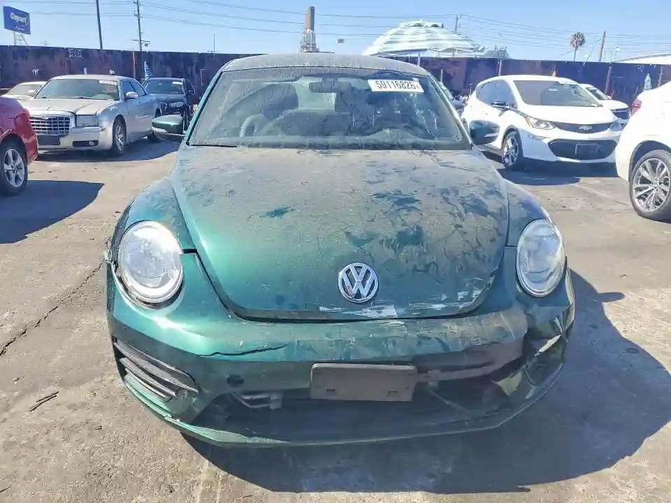 3VWFD7ATXJM714746 2018 VOLKSWAGEN BEETLE-4