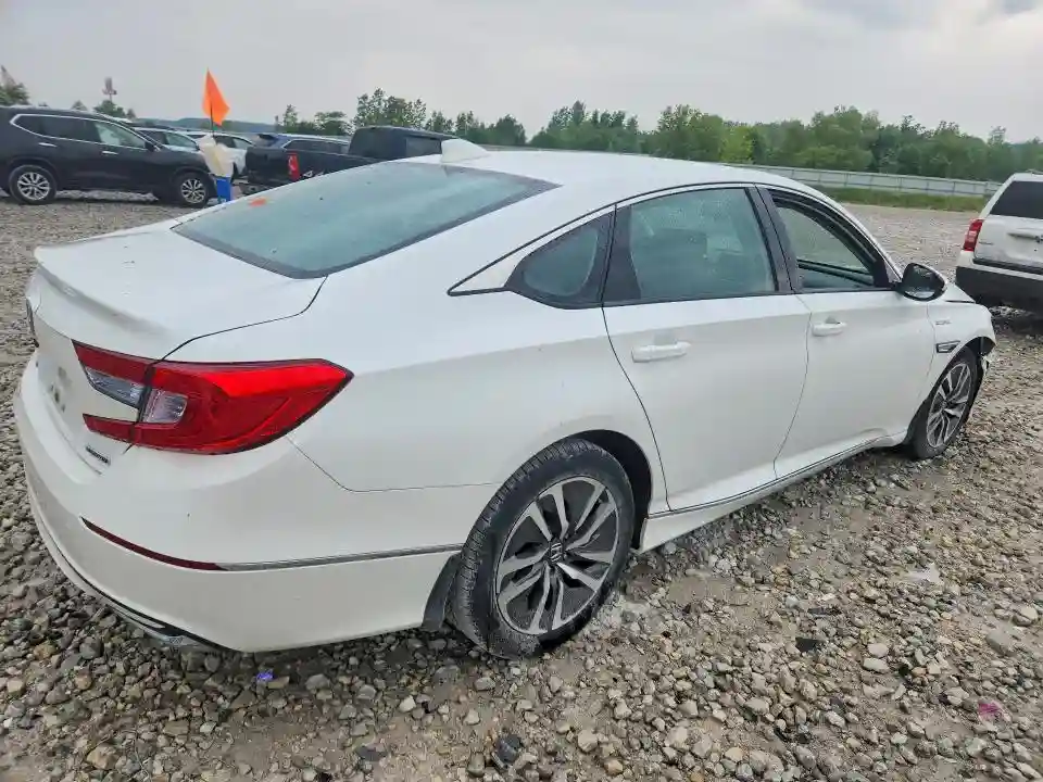 1HGCV3F48JA015689 2018 HONDA ACCORD-2