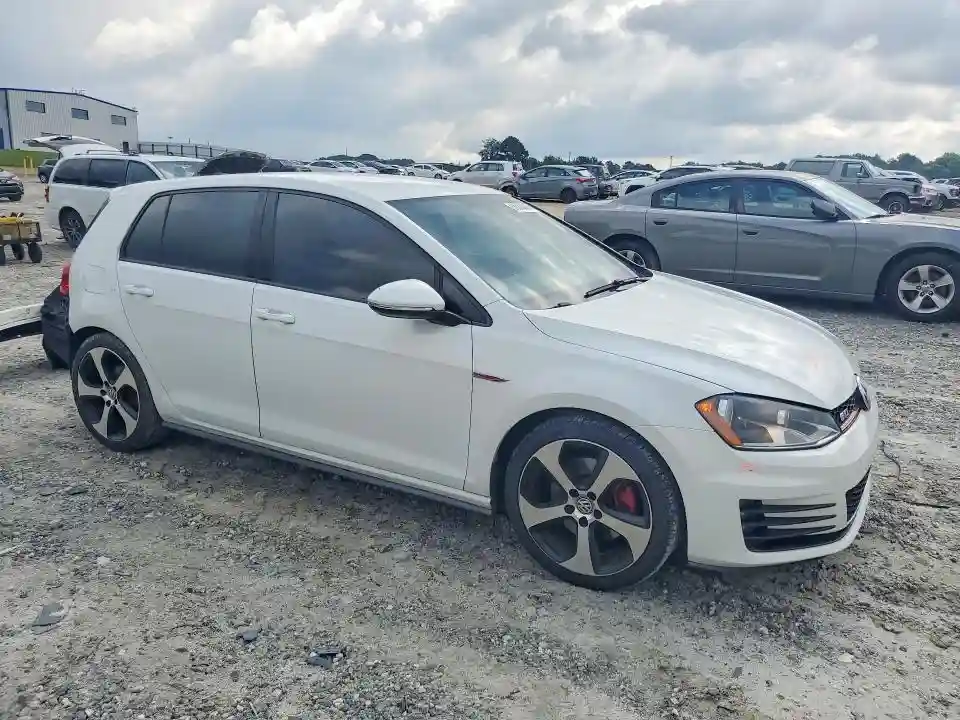 3VW4T7AU9GM038110 2016 VOLKSWAGEN GTI-3
