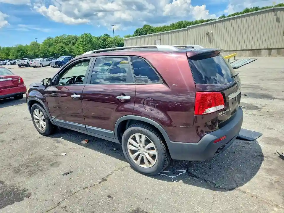 5XYKUDA10BG038465 2011 KIA SORENTO-1