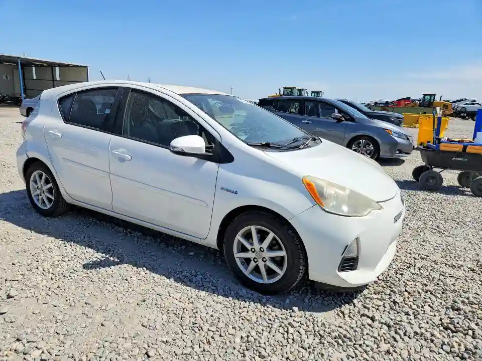 JTDKDTB39C1019392 2012 TOYOTA PRIUS-3