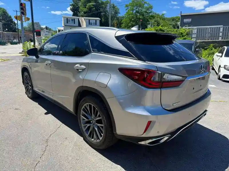 2T2BZMCA5KC196421 2019 LEXUS RX350-1