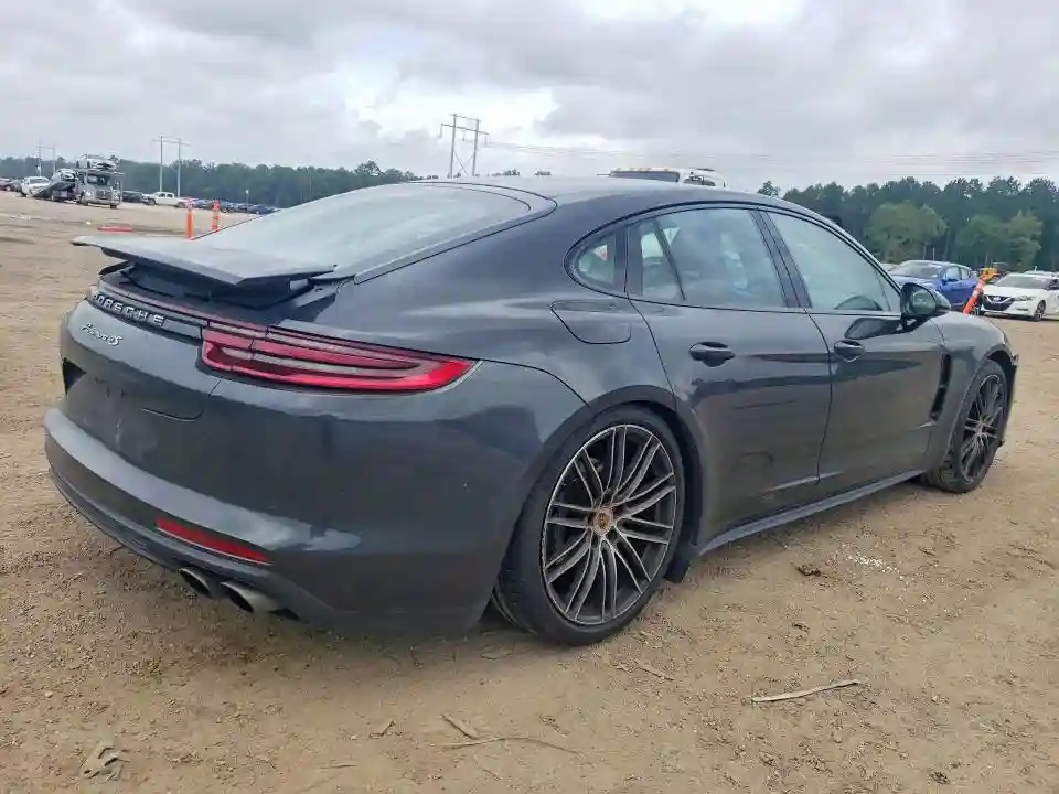 WP0AB2A79HL122131 2017 PORSCHE PANAMERA-2