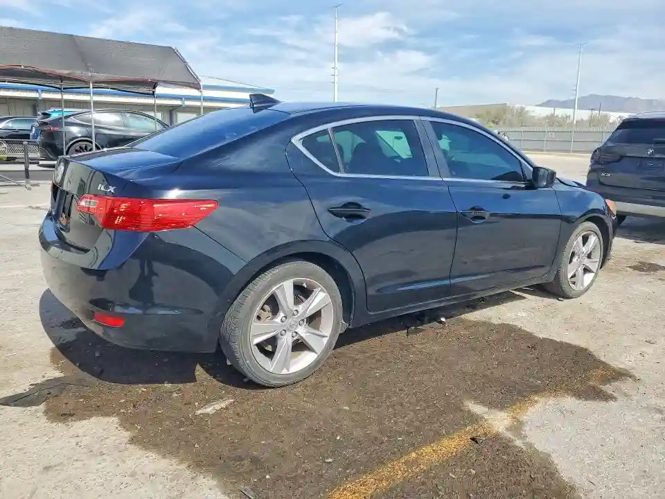 19VDE1F5XDE002551 2013 ACURA ILX-2