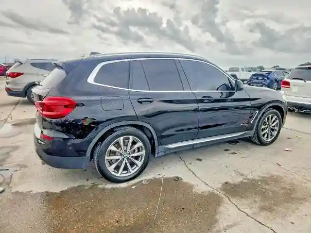 5UXTR9C59JLC75382 2018 BMW X3-2