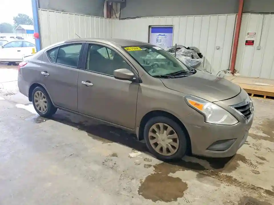 3N1CN7AP0FL827319 2015 NISSAN VERSA-3